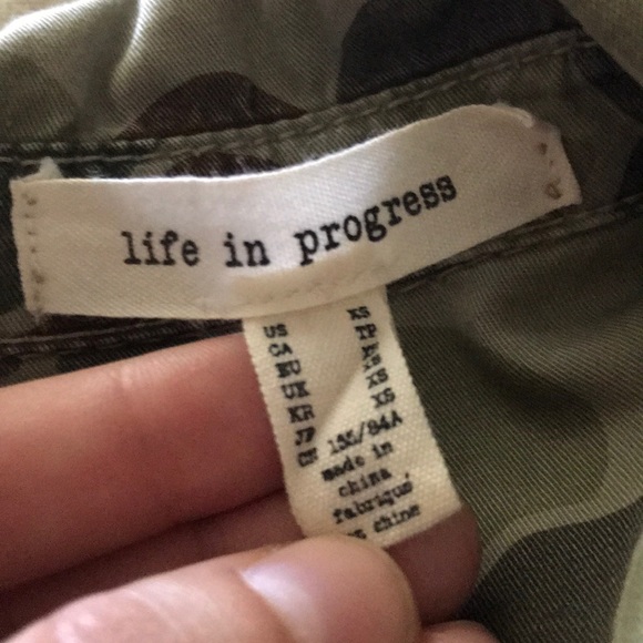 Camo Button Up Jacket - Picture 3 of 3